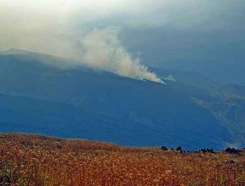 Пожар в Ботлихском районе Дагестана, 7 сентября 2010 года. Фото "Кавказского узла"