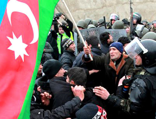 Беспорядки в городе Губа. Азербайджан, 1 марта 2012 г. Фото: Abbas Atllay (RFE/RL)