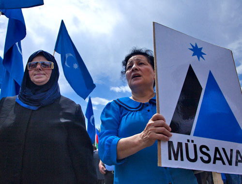 Митинг, приуроченный ко Дню республики, состоялся в поселке Новханы. Азербайджан, 28 мая 2013 г. Фото Азиза Каримова для "Кавказского узла"