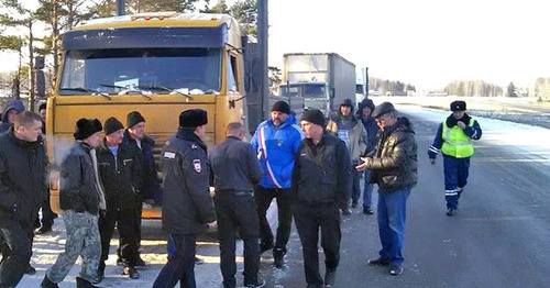 Акция протеста дальнобойщиков против системы "Платон". Декабрь 2015г. Фото: Melani Bachina (RFE/RL)