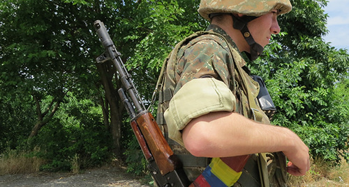 Боец армии НКР. Фото Алвард Григорян для "Кавказского узла"