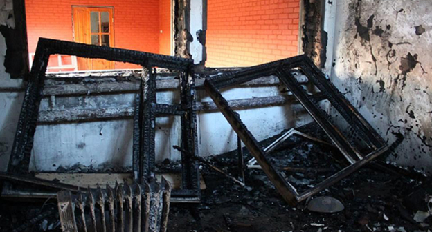Разрушенный дом, принадлежавший семье предполагаемого боевика в селе Янди Чечни, декабрь 2014 года. Фото: http://media.hrw.org/index.asp?ID=PCHNR&lang=ENG&showEmbargoed=true