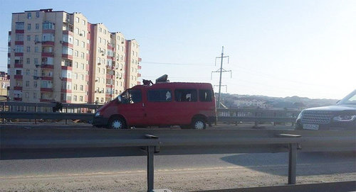 Место ДТП на трассе Баку-Сумгаит. ФотоOlaylar
https://ru.sputnik.az/incidents/20170309/409289267/vinovniki-avarii-baku-sumgajyt-gaishnik.html