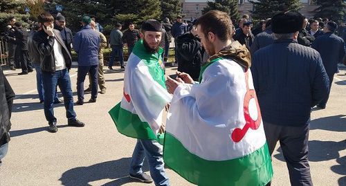 Участники акции протеста в Магасе, март 2019 года. Фото Умара Йовлоя для "Кавказского узла".