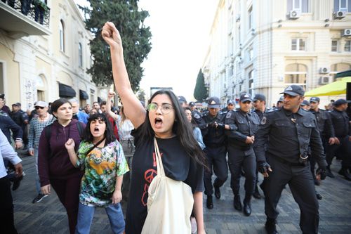 Активистки выражают протест против убийств и избиений женщин. Баку, 20 октября 2019 года. Фото Азиза Каримова для "Кавказского узла".