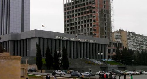 Парламент Азербайджана. Фото: Tony Bowden https://www.flickr.com/