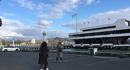 Жители Сухума. Фото Анны Грицевич для "Кавказского узла"