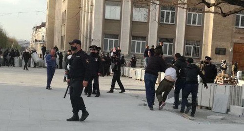 Силовики продолжили задержания протестующих во Владикавказе. Фото Эммы Марзоевой для "Кавказского узла"