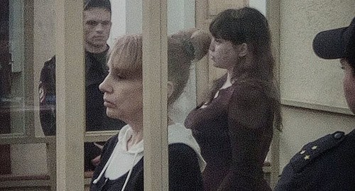 Инесса и Виктория Тарвердиевы на оглашении приговора, декабрь 2017 года. Фото Константина Волгина для "Кавказского узла"