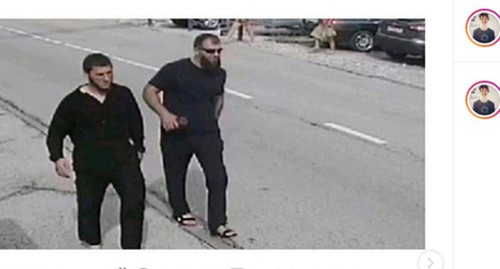 Двое из похитителей Салмана Тепсуркаева попали в объективы видеокамеры. Скриншот https://www.instagram.com/p/CF9XJVRpo_G/