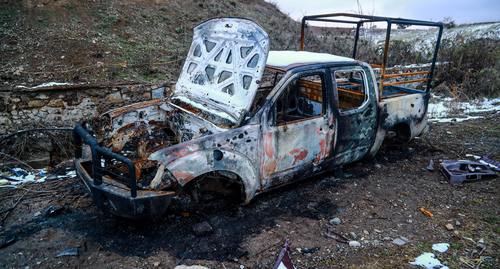 Автомобиль, подбитый азербайджанской армией в ноябре 2020 года. Фото Азиза Каримова для "Кавказского узла"