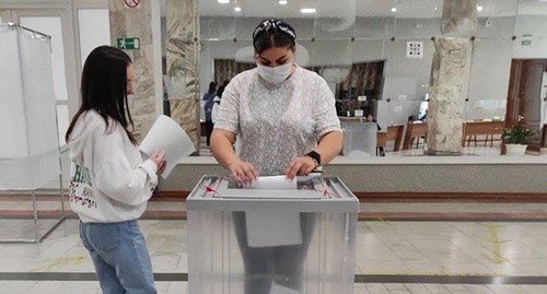 На избирательном участке во Владикавказе. 17 сентября 2021 г. Фото Эммы Марзоевой для "Кавказского узла"