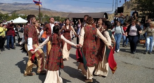 На фестивале вина в Арени. 2 октября 2021 года. Фото Армине Мартиросян для "Кавказского узла".
