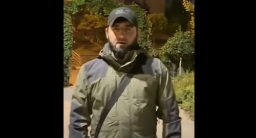 блогер Хасан Халитов. Кадр видео khasan _ khalitov https://www.youtube.com/watch?v=9EY7Z0Cmo80