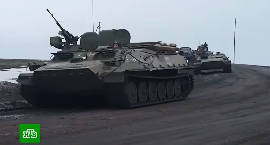 Передвижение российской военной техники в Украине. Стоп-кадр из видео https://www.youtube.com/watch?v=sDWxIEJIm-E