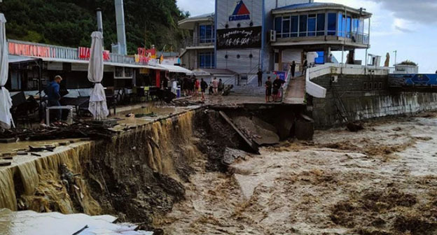 Потоп в Туапсинском районе. Фото: https://93.ru/text/incidents/2023/07/12/72488615