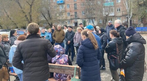 Собрание жильцов обрушившегося дома в Астрахани. 25.11.23. Фото предоставлено "Кавказскому узлу" Олегом Шеиным.