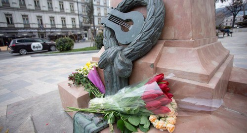 Мемориал Навальному в Тбилиси. Фото: https://t.me/rusnews/49969