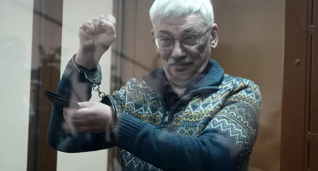 Олег Орлов. Скриншот видео Euronews https://ru.euronews.com/2024/02/27/oleg-orlov-sentencing