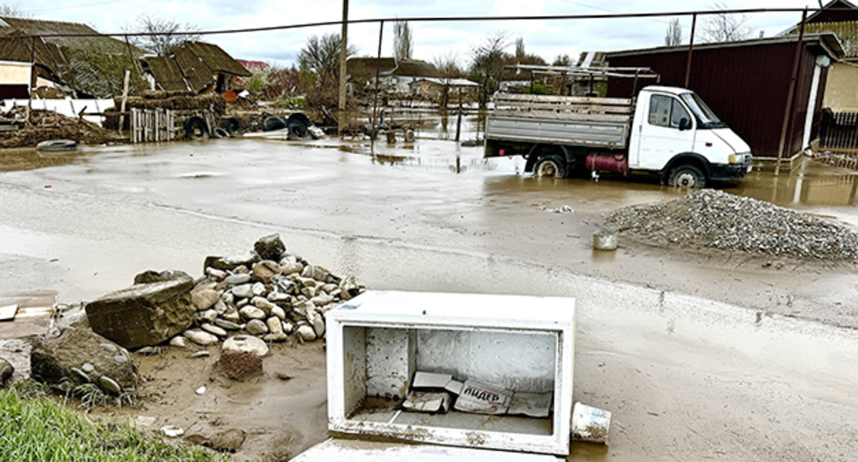 Наводнение в Дагестане. Фото: Flandria12 https://ru.wikipedia.org/ Наводнение в Дагестане. Фото: Flandria12 https://ru.wikipedia.org/