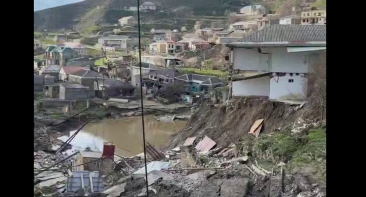 Обстановка в Уркарахе. Стоп-кадр видео "Новости ННТ" от 18.04.26, https://t.me/newsnnt/12305. Обстановка в Уркарахе. Стоп-кадр видео "Новости ННТ" от 18.04.26, https://t.me/newsnnt/12305.