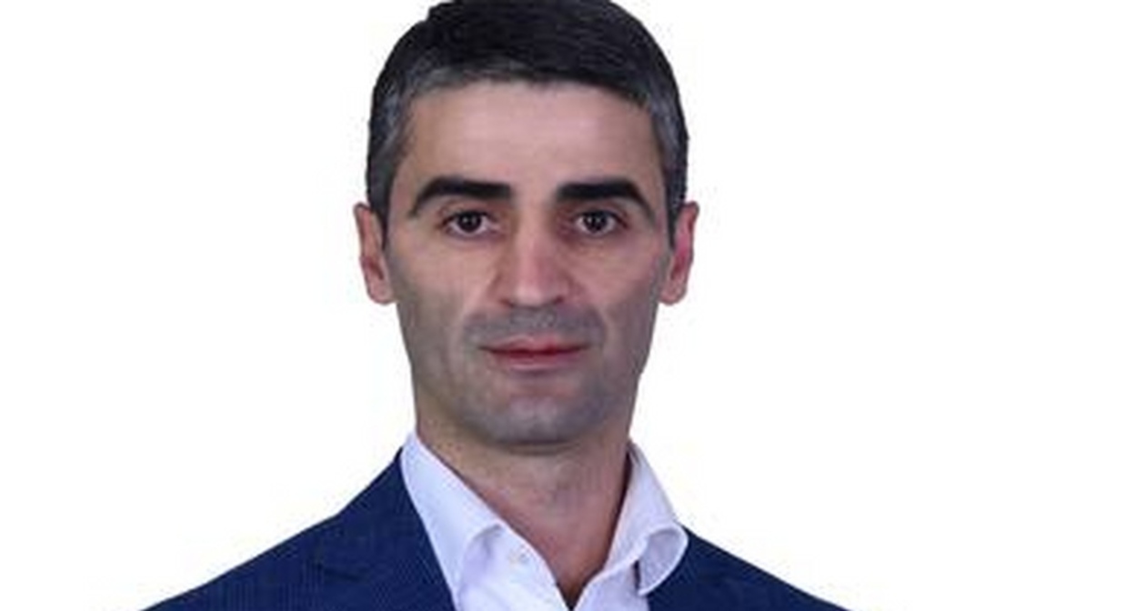 Артур Астоян. Фото с сайта партии "Страна для жизни" https://www.apreluyerkir.am/ru/article/49/ Артур Астоян. Фото с сайта партии "Страна для жизни" https://www.apreluyerkir.am/ru/article/49/