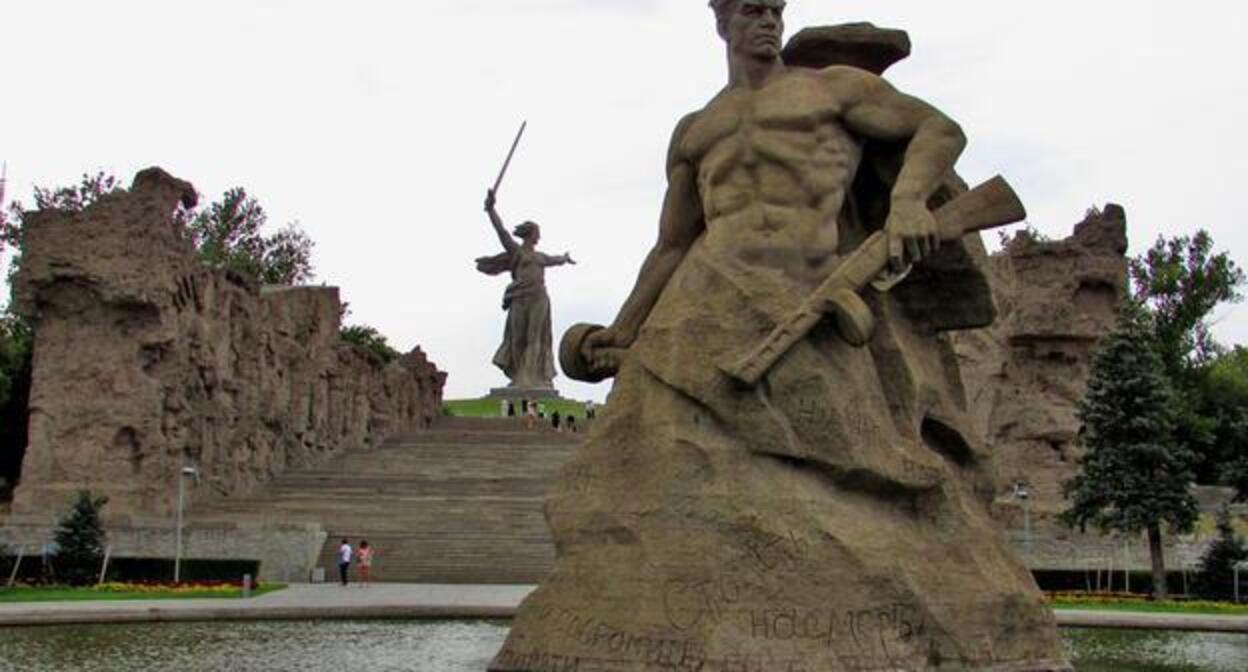Мемориальный комплекс на Мамаевом кургане. Фото "Кавказского узла" Мемориальный комплекс на Мамаевом кургане. Фото "Кавказского узла"
